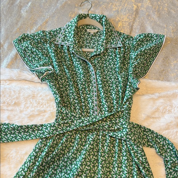 Max Studio Green Floral Wrap Dress - Picture 3 of 5